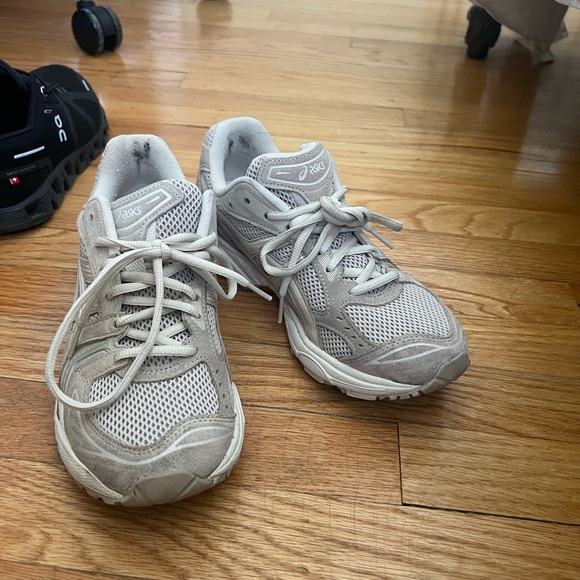 ASICS size 7 - Picture 4 of 4